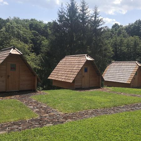 Glamping Naselje Zeleni Turizem 호텔 마콜레 외부 사진