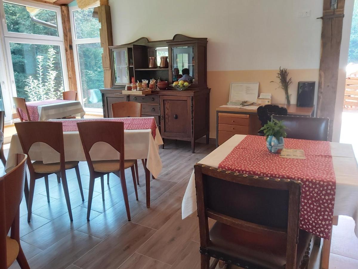 Glamping Naselje Zeleni Turizem 호텔 마콜레 외부 사진