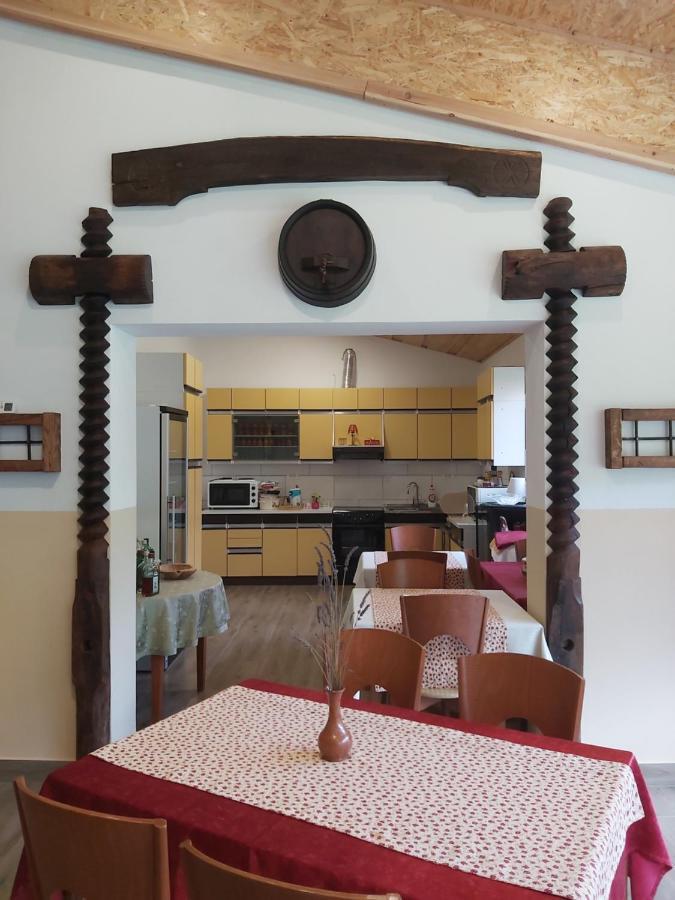 Glamping Naselje Zeleni Turizem 호텔 마콜레 외부 사진